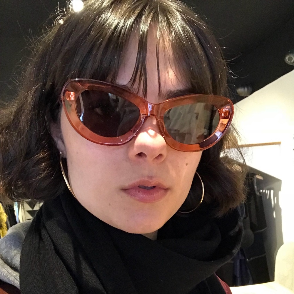 Meet your Posher, Carolyn